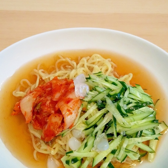 ランチに♪簡単ひんやり♪中華麺で盛岡冷麺風☆